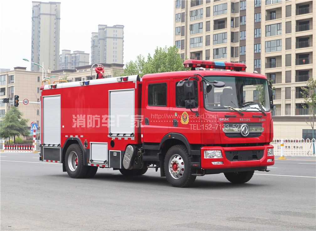 8����ĭ����܇���|�L(f��ng)��