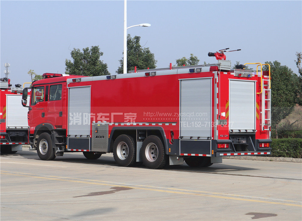 17��������ĭ����܇(ch��)���������֡�