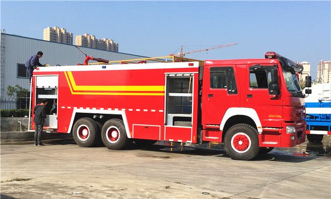 12����ĭ����܇